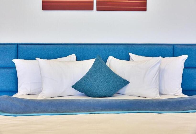 Студия Стандарт, Mamaia White Tower