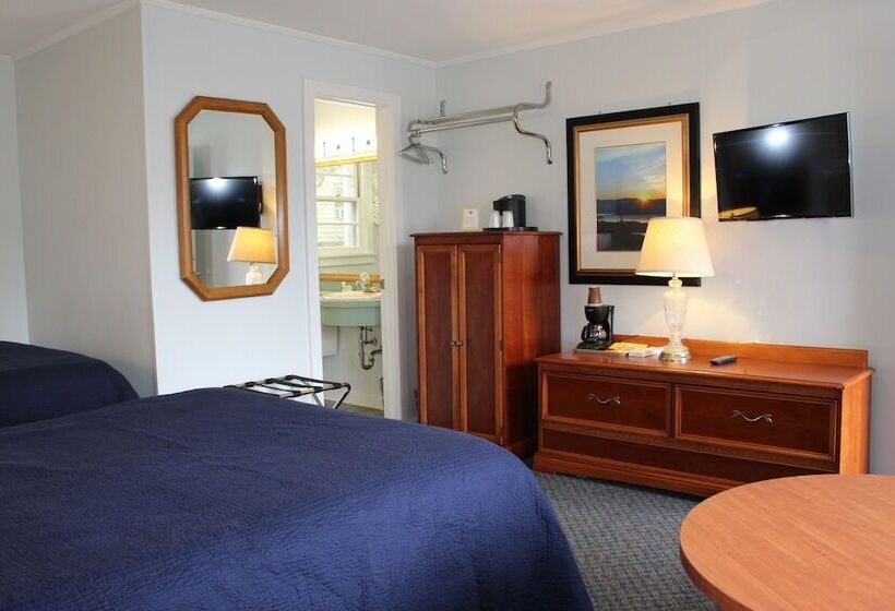 스탠다드 룸 더블 침대 2개, Admiral Motel