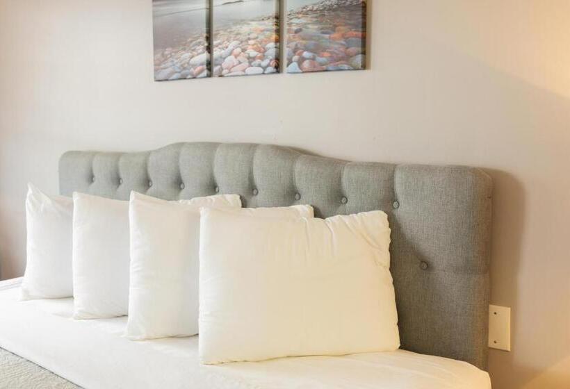 스탠다드 룸 킹사이즈 침대, Admiral Motel