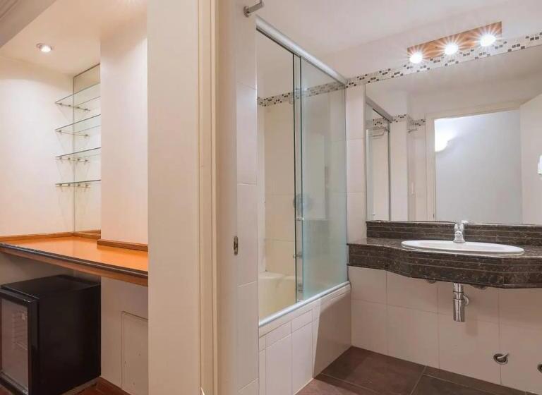 Номер Стандарт Трехместный, Balmoral Plaza