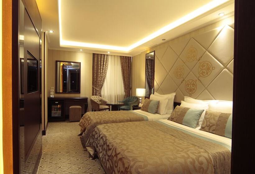 اتاق استاندارد سه نفره, The Parma Hotel Downtown