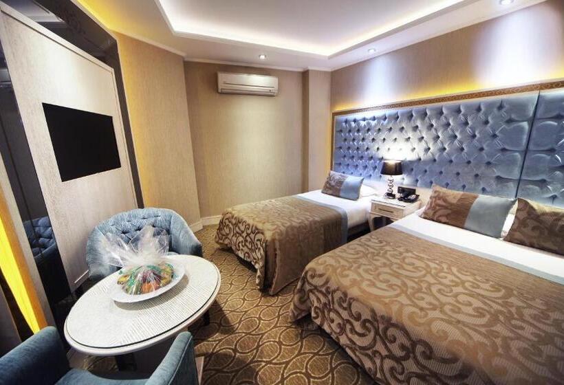 اتاق استاندارد سه نفره, The Parma Hotel Downtown