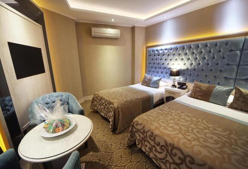 اتاق استاندارد سه نفره, The Parma Hotel Downtown