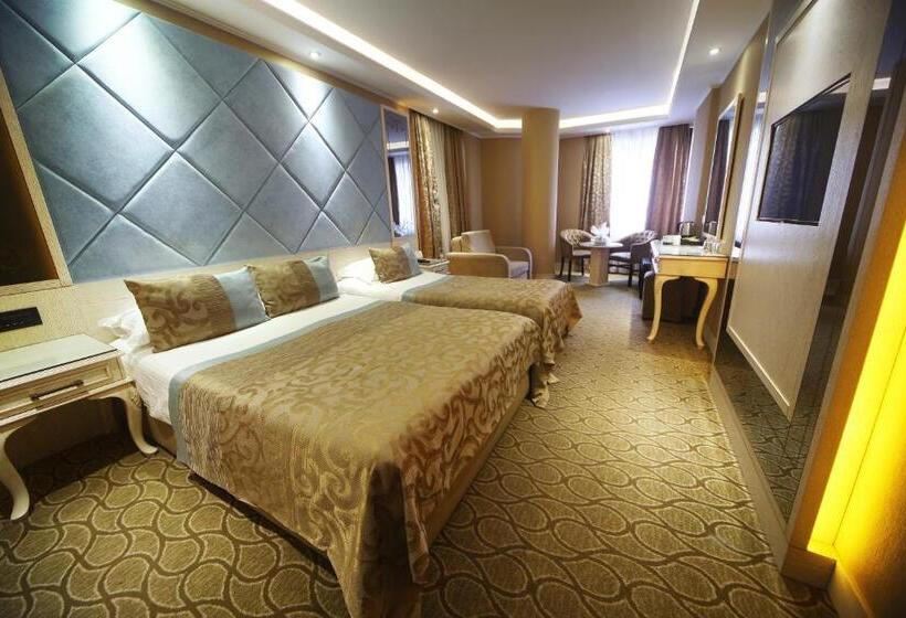 اتاق سوپریور خانوادگی, The Parma Hotel Downtown
