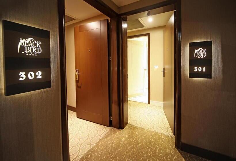 اتاق سوپریور خانوادگی, The Parma Hotel Downtown