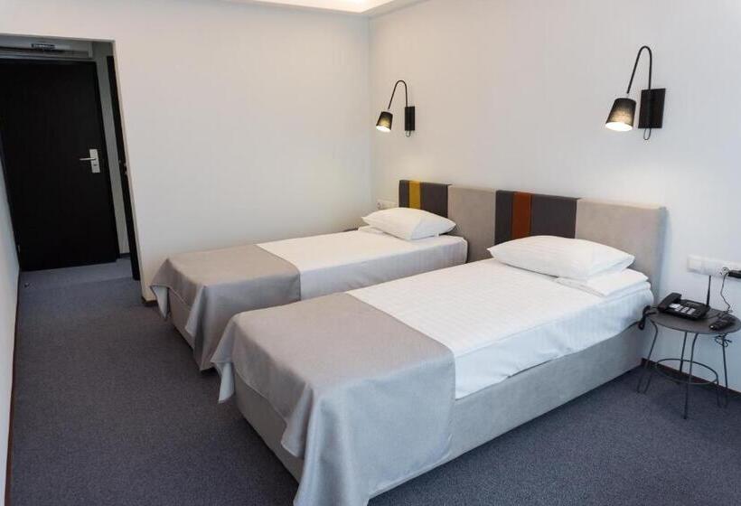 اتاق سوپریور, Black Sea Central