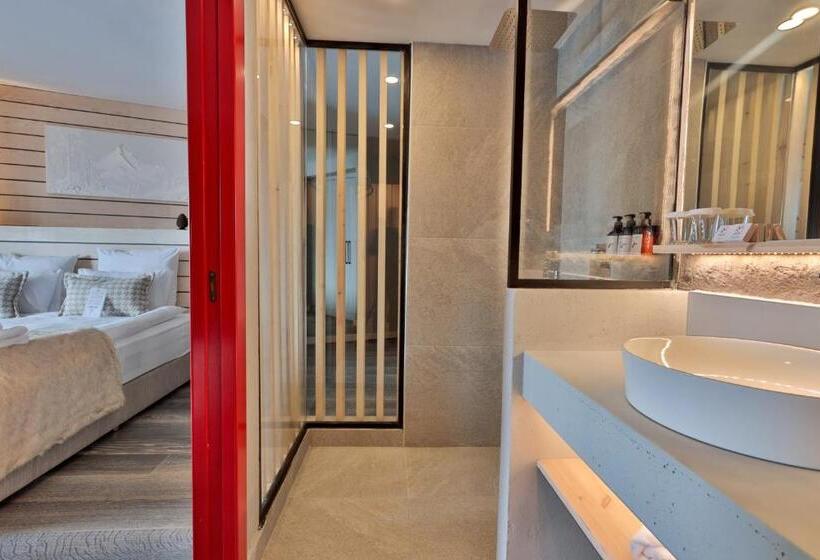 バルコニー付きスタンダードステューディオ, Kartal