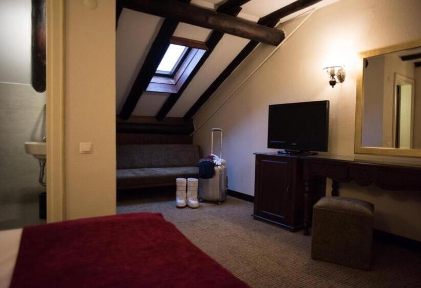 メゾネットスイート, Kartal