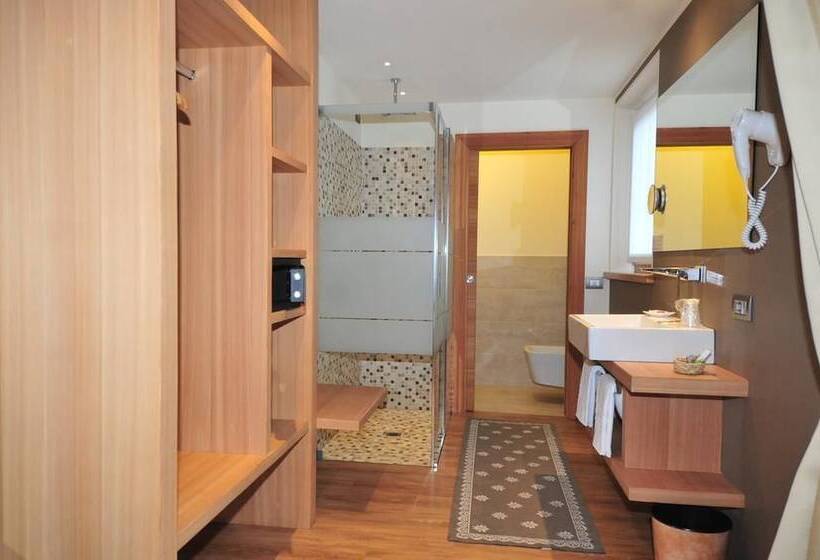 חדר סופריור, B&b Bondi