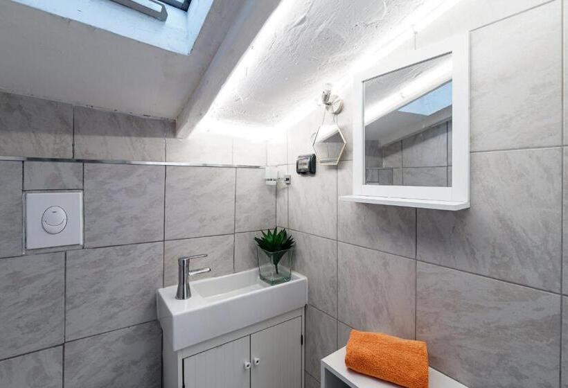 Студия Стандарт, Joivy Al Duomo Guest House