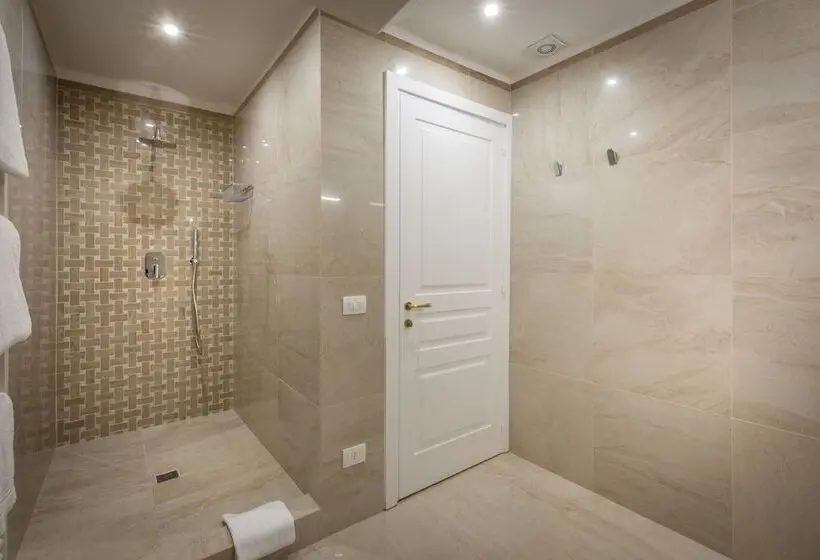 اتاق لوکس, Residenza Alessandra