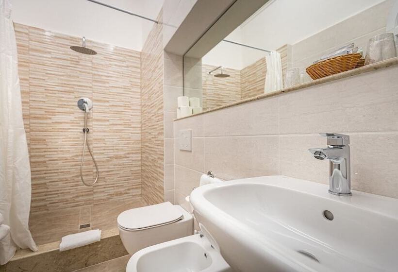 اتاق لوکس خانوادگی, Residenza Alessandra