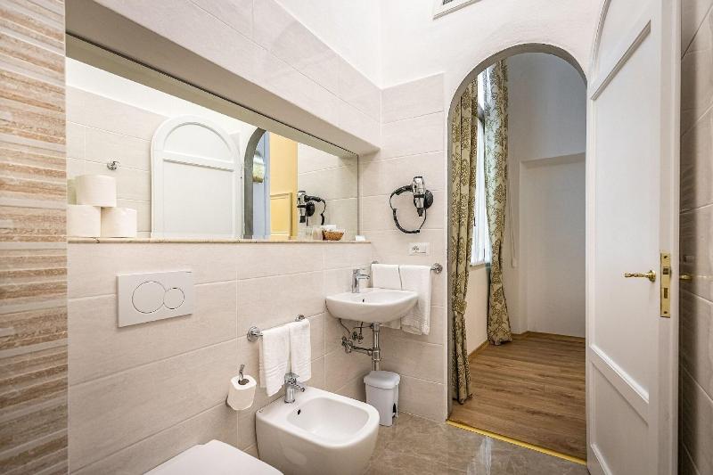 اتاق لوکس خانوادگی, Residenza Alessandra