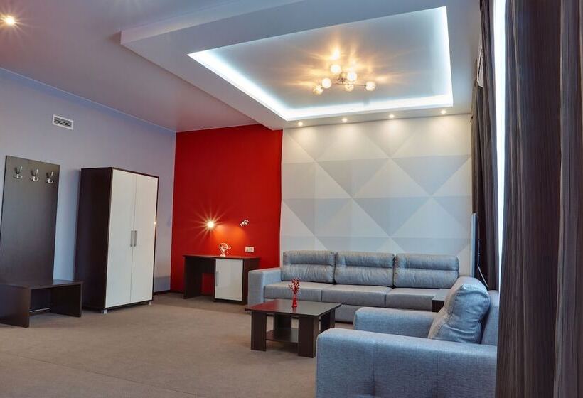 디럭스 스튜디오, Prestige Hotel Seven Kings