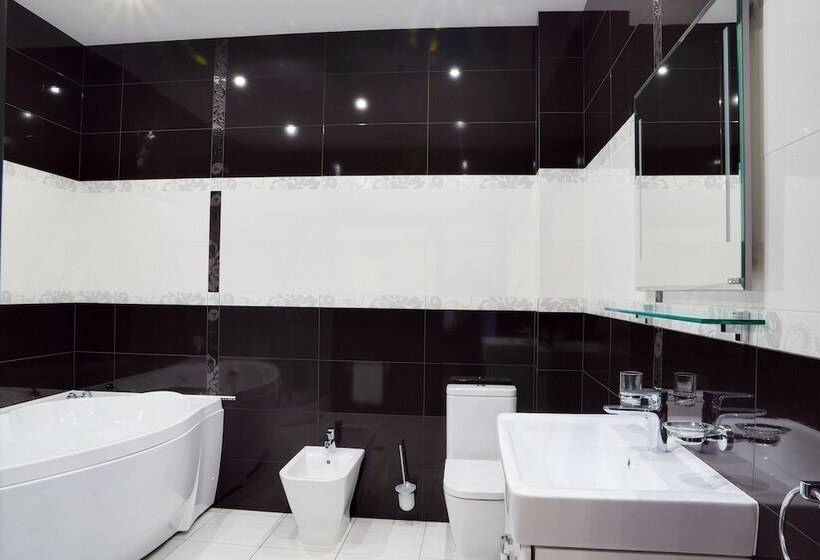 스위트, Prestige Hotel Seven Kings