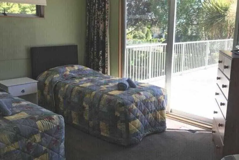 バス共有のスタンダードルーム, Gumtree Lodge B&b