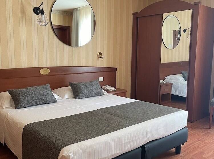 발코니 수피리어 룸, Al Sole Bardolino