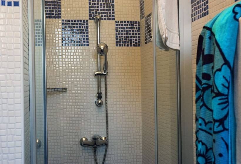 Háromágyas Standard Szoba, Baiamalva Resort