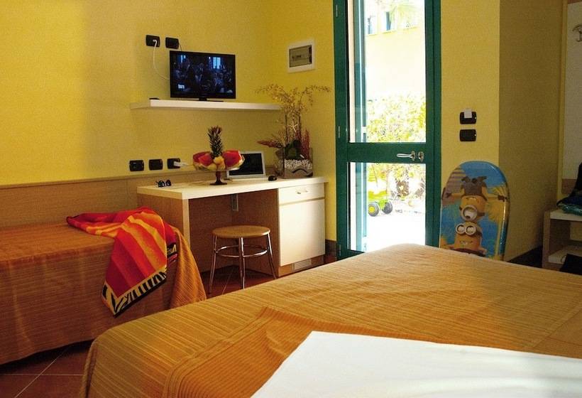 Háromágyas Standard Szoba, Baiamalva Resort