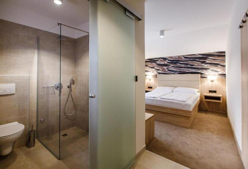 Номер Стандарт, Luxury Suites Bellevue