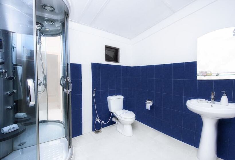 Deluxe Room, Elia Hills