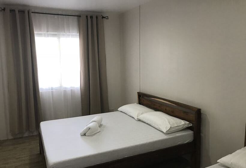 חדר סטנדרט לארבעה, Seabreeze Beach Lodge