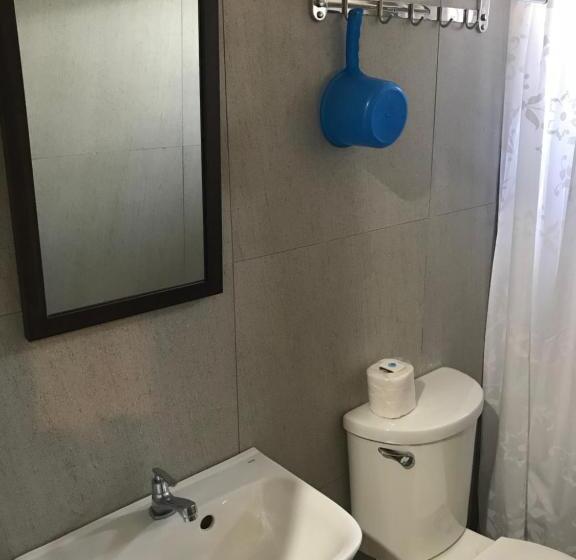 חדר משפחתי, Seabreeze Beach Lodge