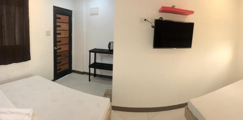 חדר דלוקס לארבעה, Seabreeze Beach Lodge