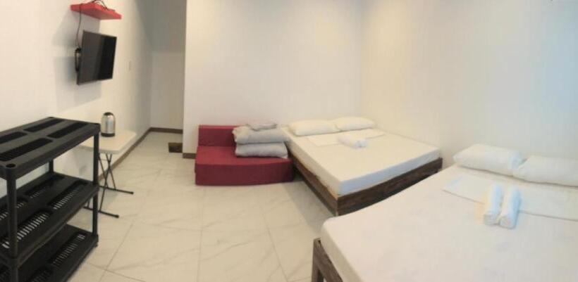 חדר דלוקס לארבעה, Seabreeze Beach Lodge