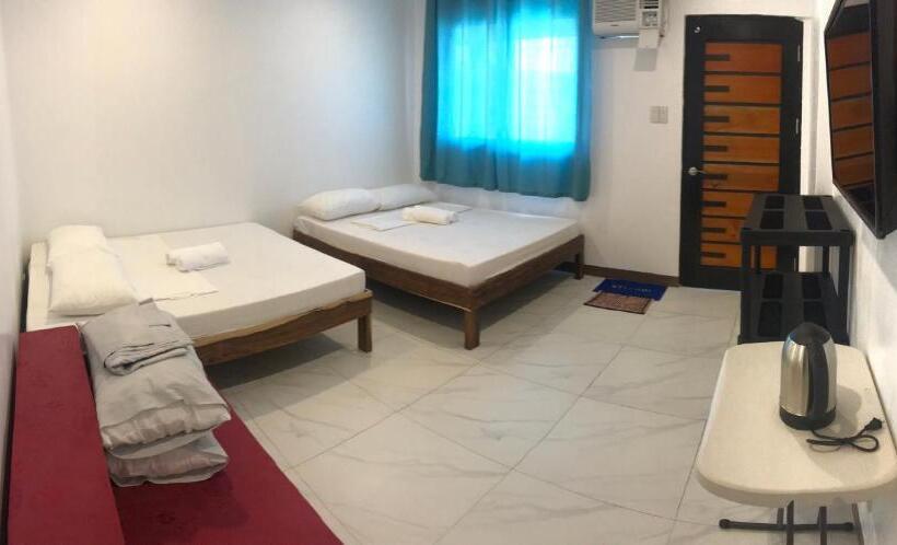 חדר דלוקס לארבעה, Seabreeze Beach Lodge