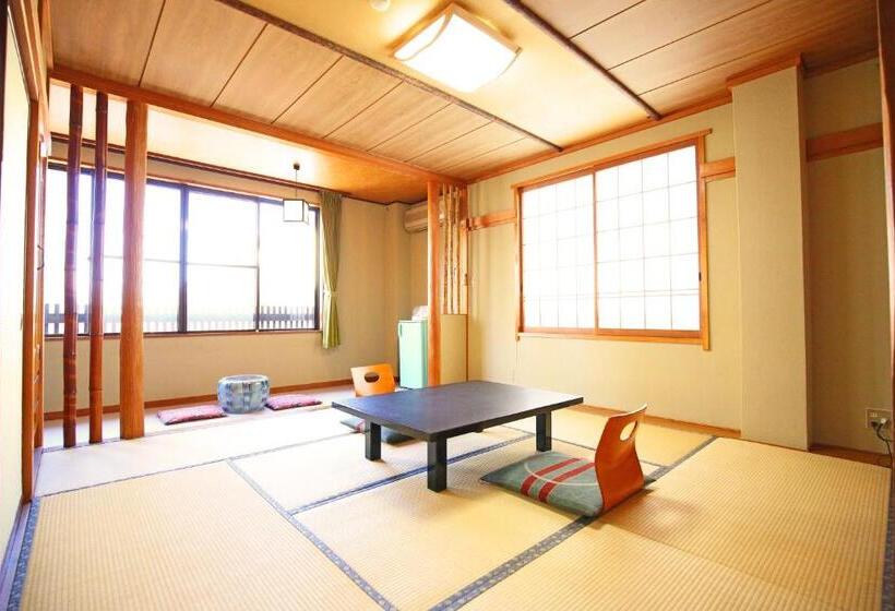 Номер Стандарт, Nakajimaya Ryokan