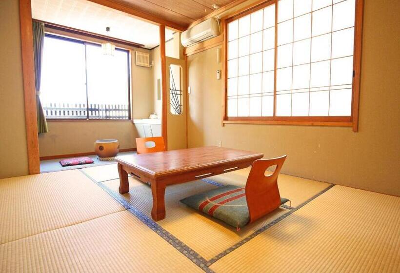 اتاق استاندارد, Nakajimaya Ryokan
