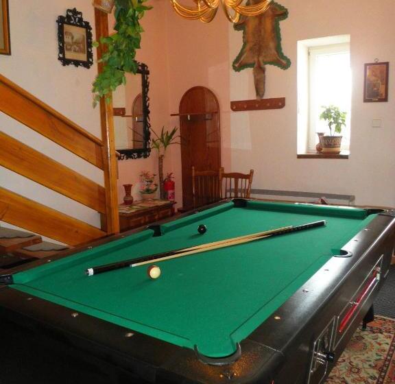 Standard Szoba Megosztott Fürdővel, Penzion Hugo