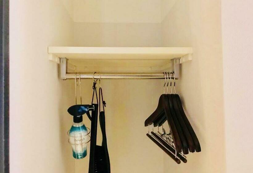 غرفة قياسية سرير كينج, Brenza