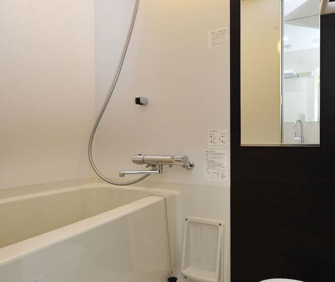 اتاق استاندارد یک نفره, Jin Morioka Ekimae