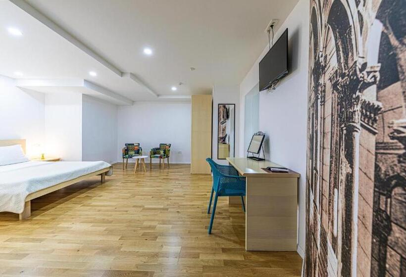 חדר דלוקס, Split Citys