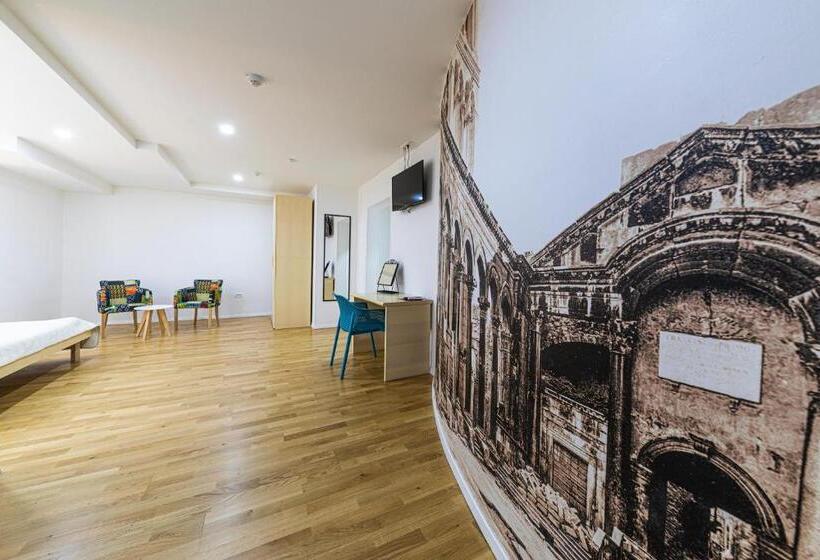 חדר דלוקס, Split Citys