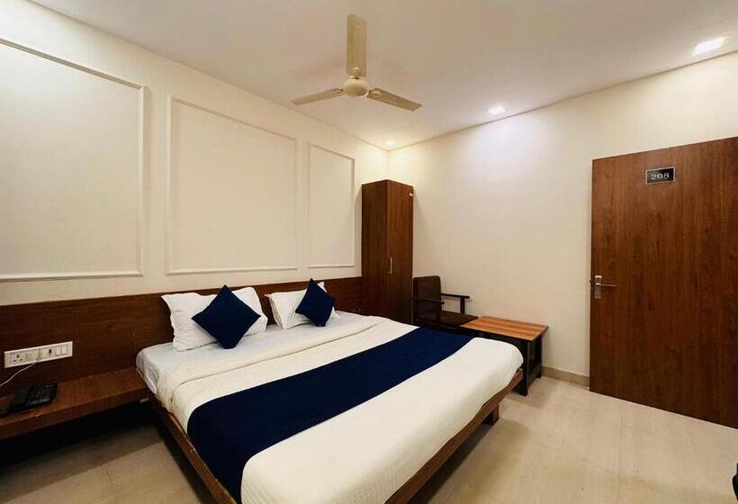 اتاق استاندارد با تخت بزرگ, Suryodaya