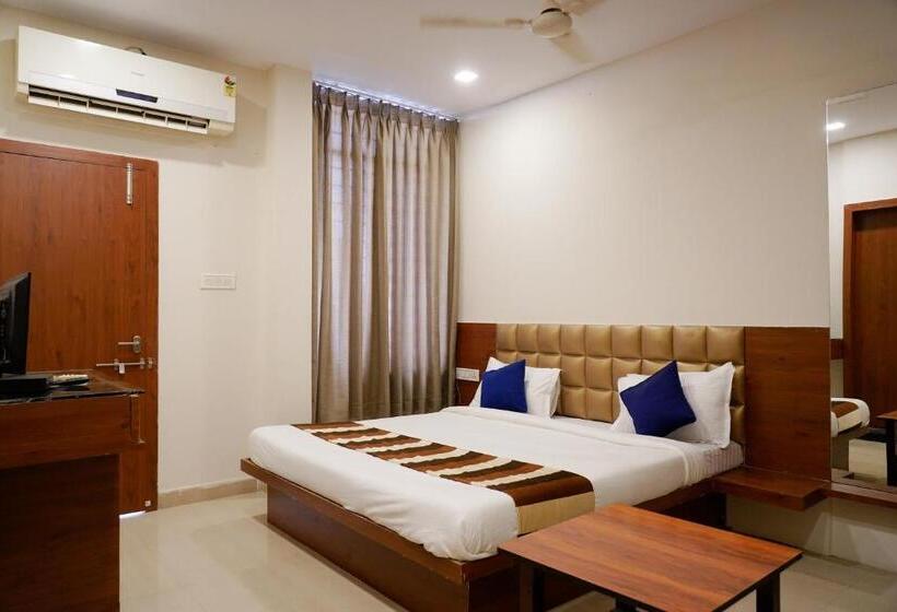 اتاق استاندارد با تخت بزرگ, Suryodaya