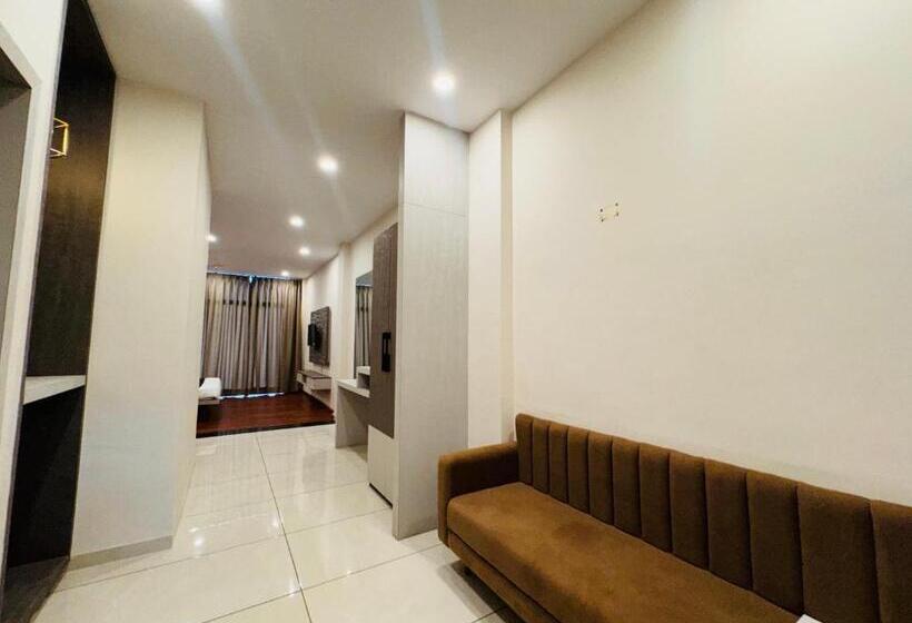 سوییت, Suryodaya