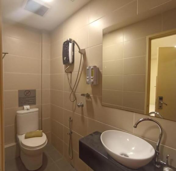 اتاق استاندارد سه نفره, Smile Hotel Cheras Taman Segar