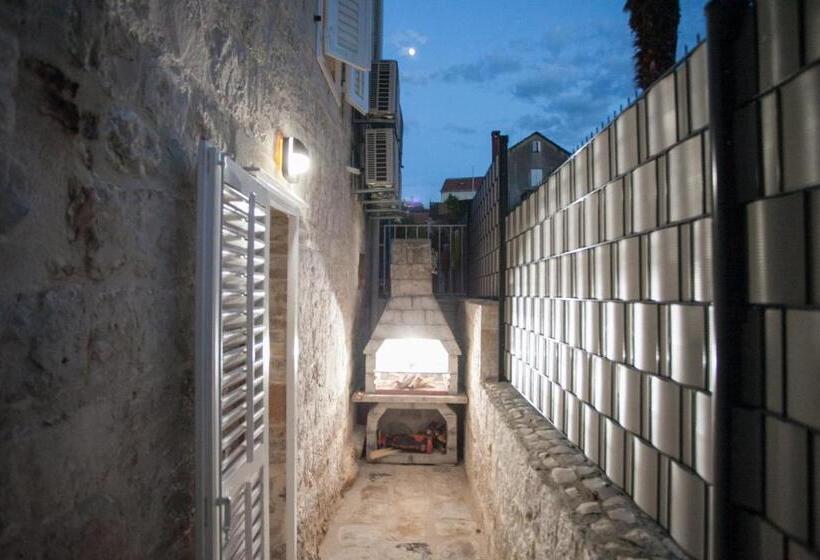 Chambre Standard Rez-de-chaussée, Villa Lucia