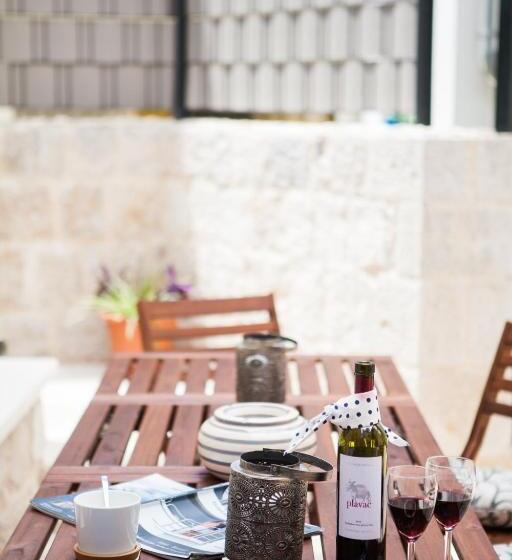 Chambre Standard Rez-de-chaussée, Villa Lucia