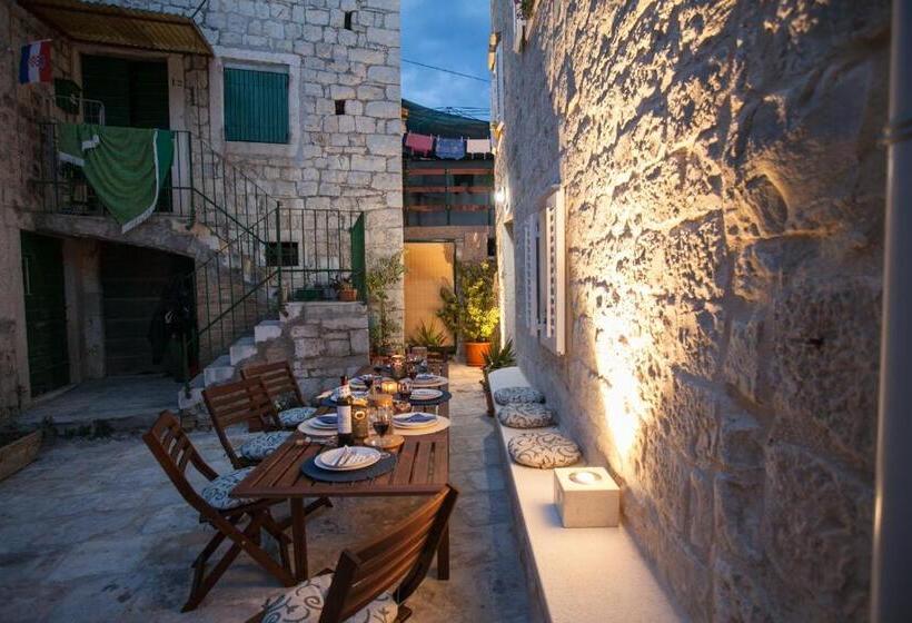 וילה בת 3 חדרי שינה, Villa Lucia