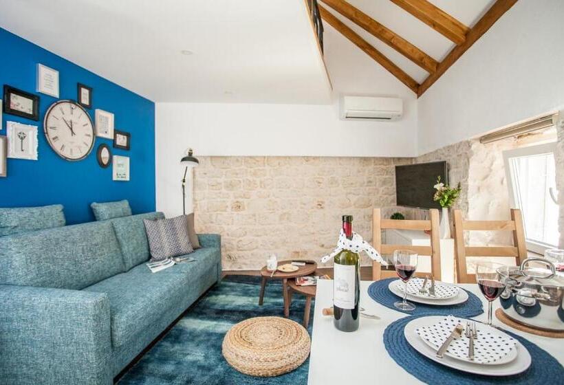 וילה בת 3 חדרי שינה, Villa Lucia