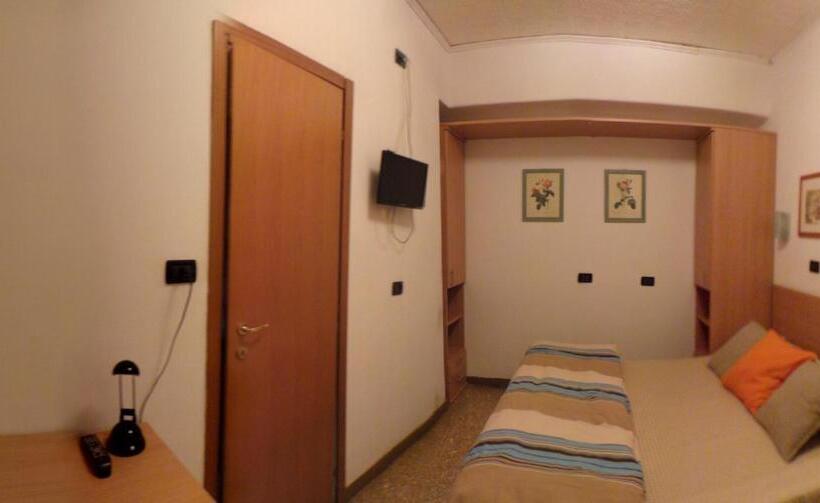 스탠다드 싱글 룸, Europa