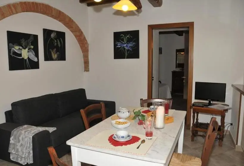 Huoneisto 2 Makuuhuonetta, Agriturismo Renai E Monte