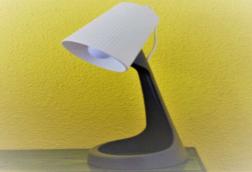 استودیوی استاندارد, Willemstad Resort