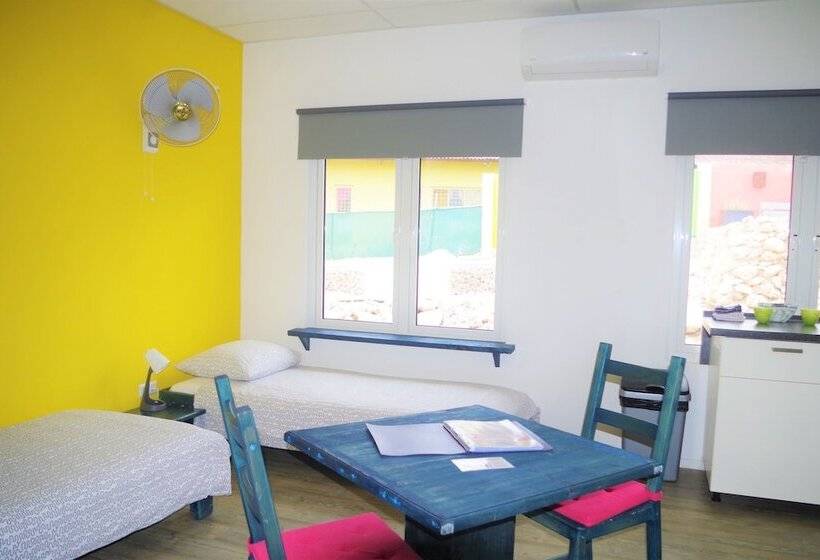 Standard Studio, Willemstad Resort