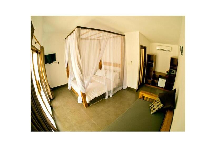 バルコニー付きスタンダードトリプルルーム, Gili Air Bungalows